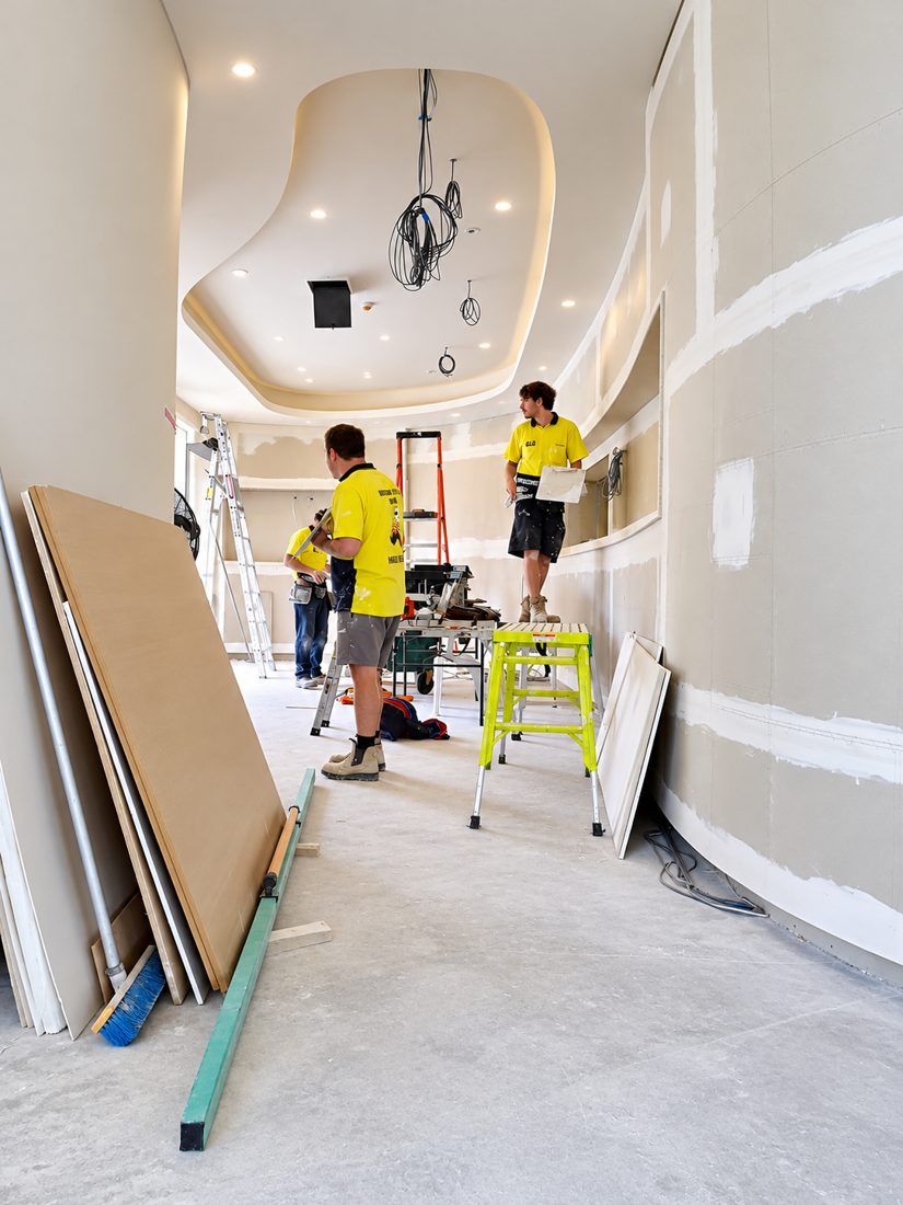 Feature Ceilings & Curved Walls — Sunshine Coast plastering work